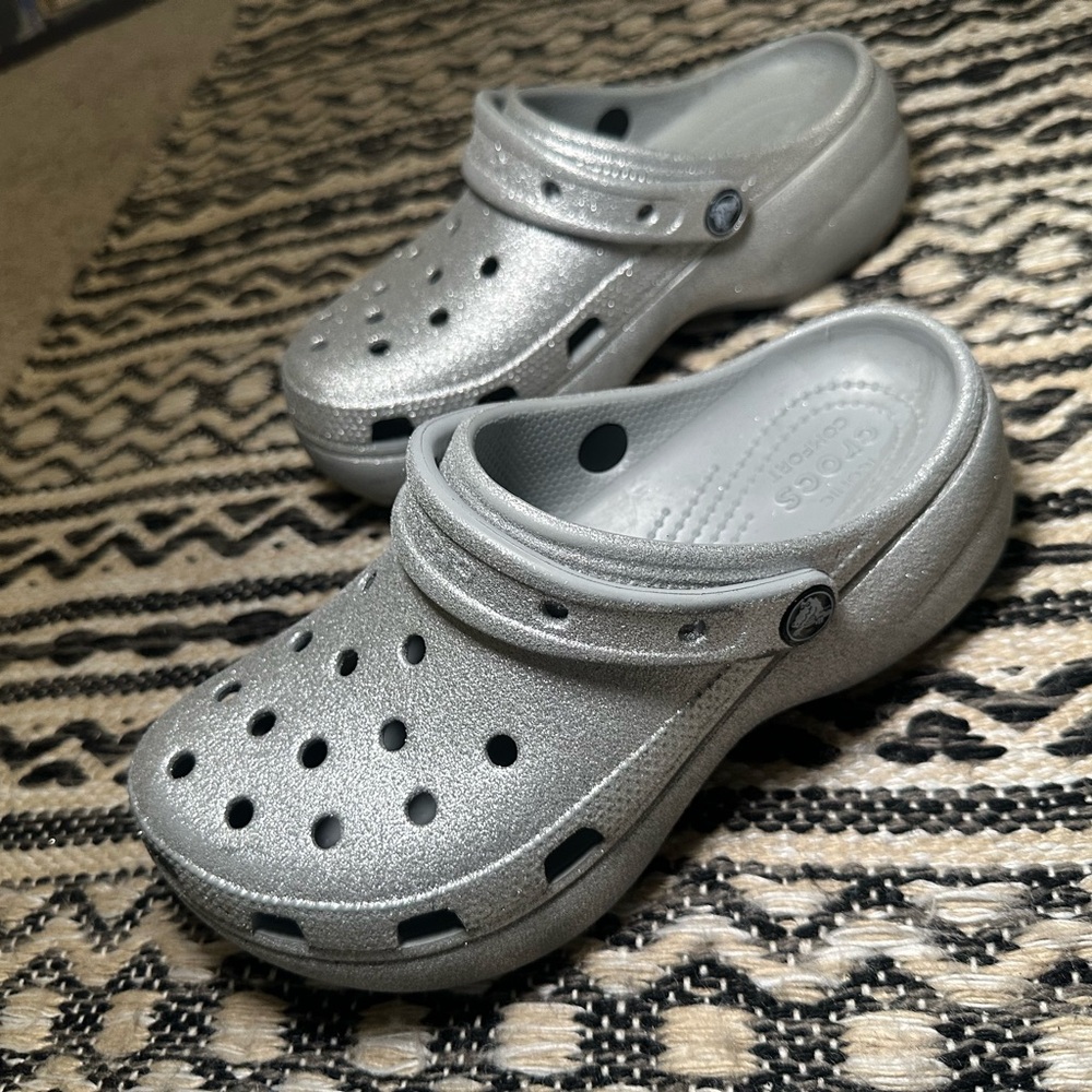 Platform CROCS